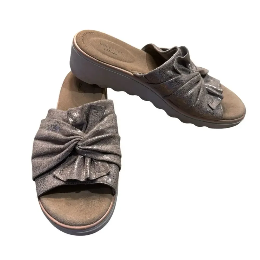Clarks Collection Women's Size 10 Light Bronze Metallic Slide Sandals